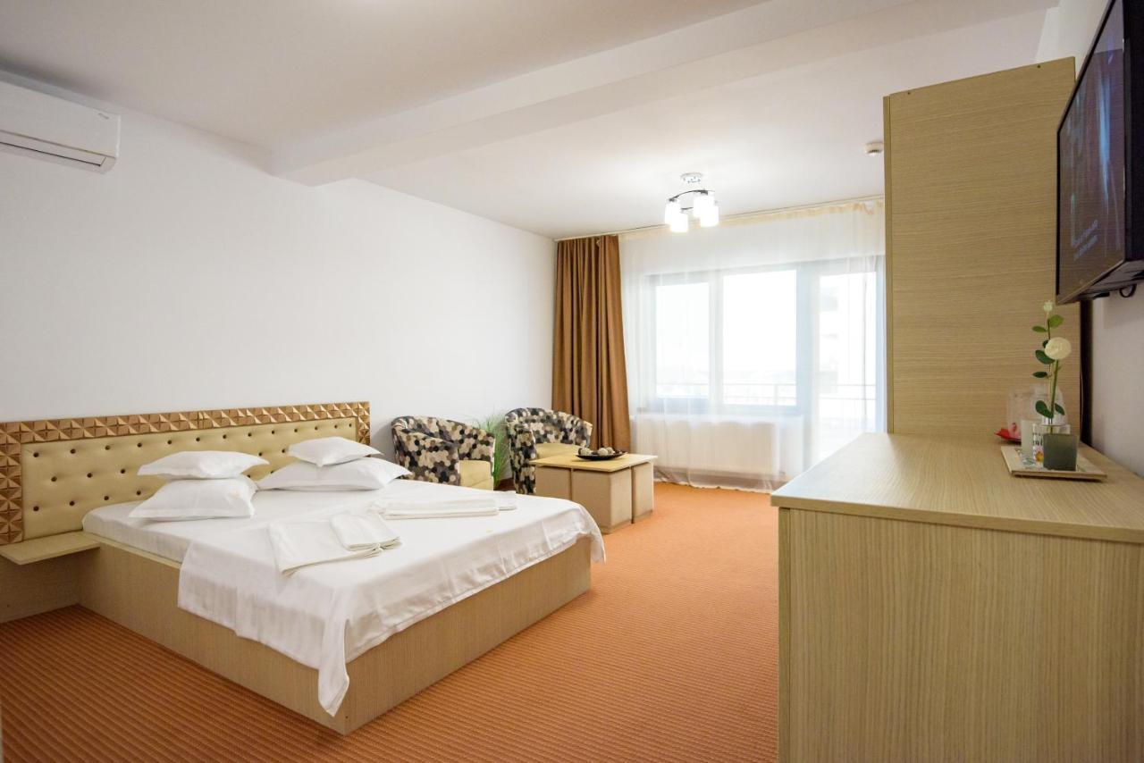 Salos Beach Resort Mamaja Zewnętrze zdjęcie