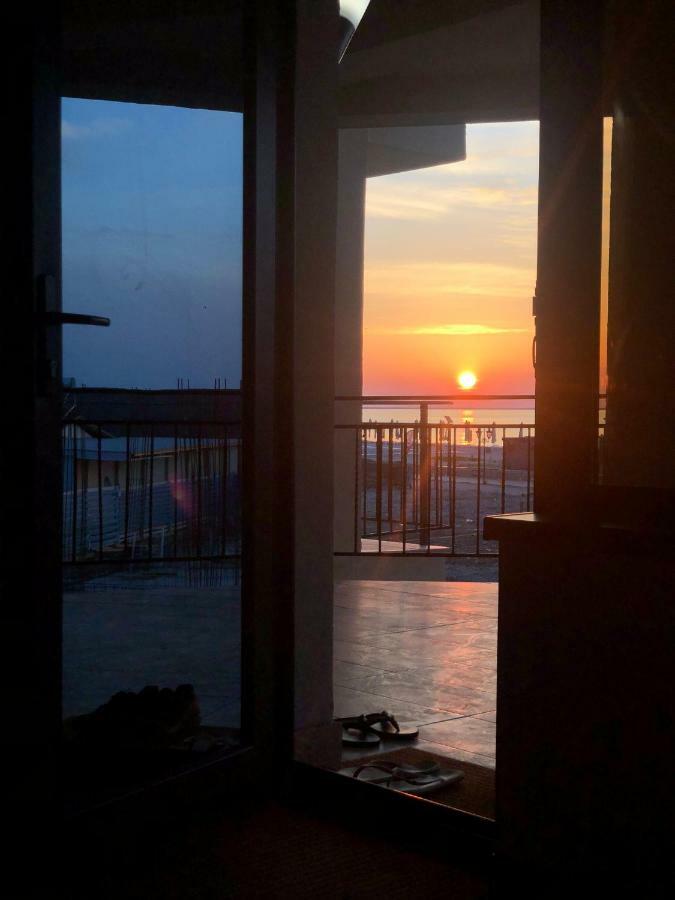 Salos Beach Resort Mamaja Zewnętrze zdjęcie